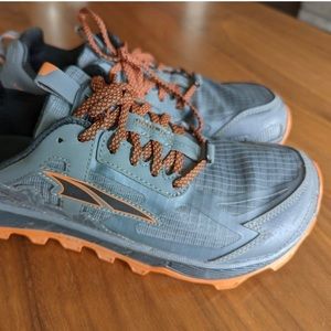 Altra Lone Peak 4.5 - Men’s Trail Running Shoes - Size 9.5